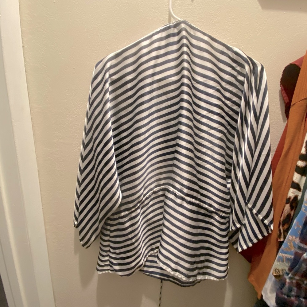 Silky Striped Top with Drawstring - Picture 2 of 2